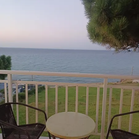 Tassos & Marios Ii Apartman *