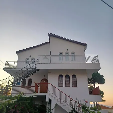 Apartman Tassos & Marios Ii Alikanász